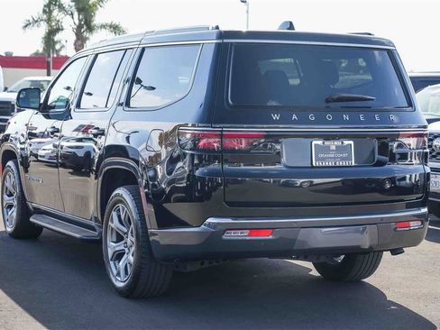 Used 2022 Jeep Wagoneer Series II image 5