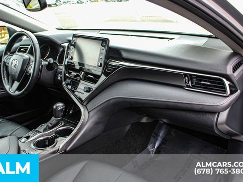 Used 2024 Toyota Camry XSE image 19