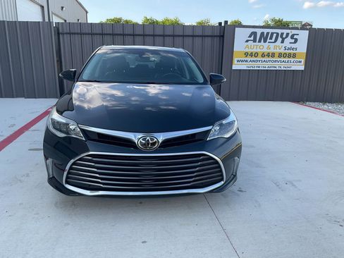 Used 2017 Toyota Avalon XLE Premium w/ All Weather Liner Package FWD image 1