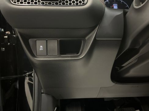 Used 2026 Honda HR-V Sport image 12