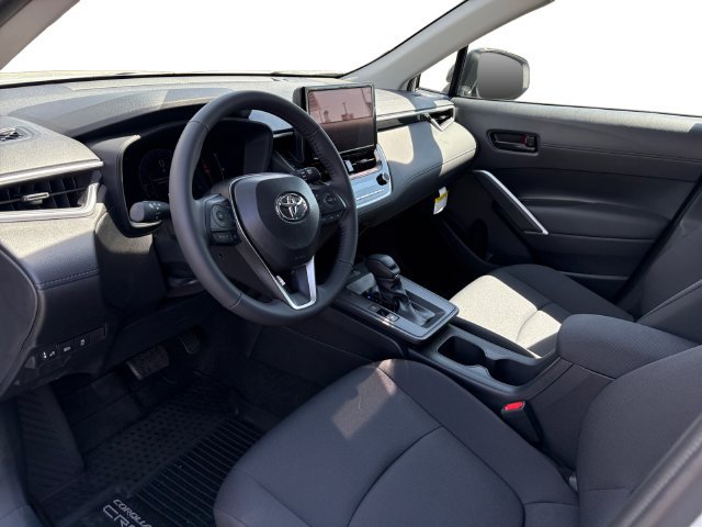 New 2026 Toyota Corolla Cross LE FWD image 12