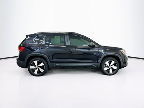 Used 2023 Volkswagen Taos S w/ Driver Assistance Package AWD/4WD image 10