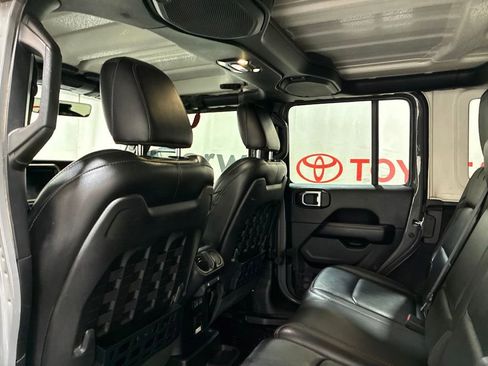 Used 2020 Jeep Wrangler Unlimited Rubicon AWD/4WD image 20