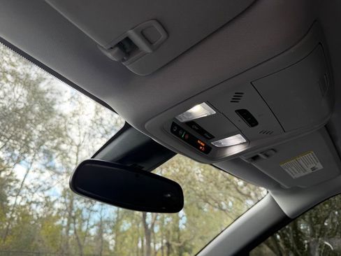 Used 2022 Chevrolet Blazer LT image 28