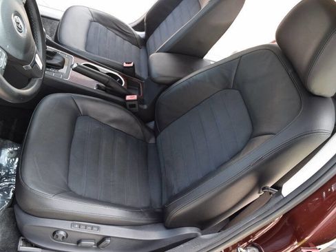 Used 2013 Volkswagen Passat TDI SEL Premium FWD image 36
