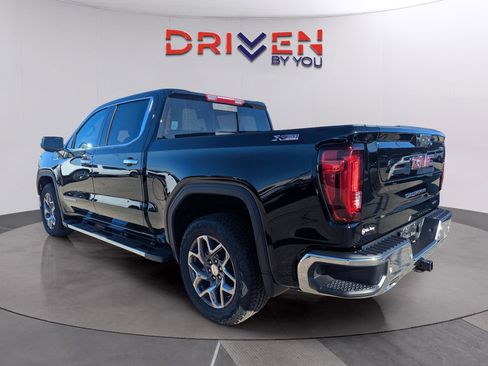 New 2026 GMC Sierra 1500 SLT w/ SLT Premium Plus Package AWD/4WD image 3