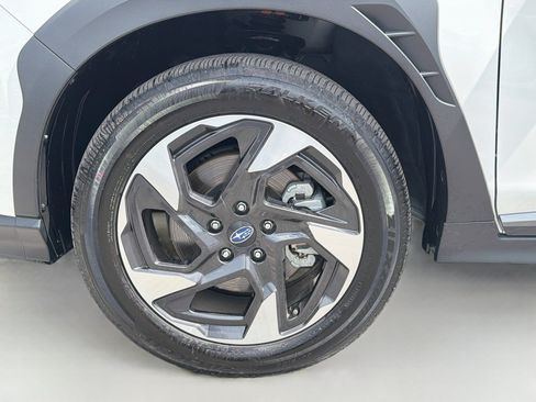 Used 2025 Subaru Crosstrek 2.5i Limited w/ Crosstrek Mirror Package AWD/4WD image 41