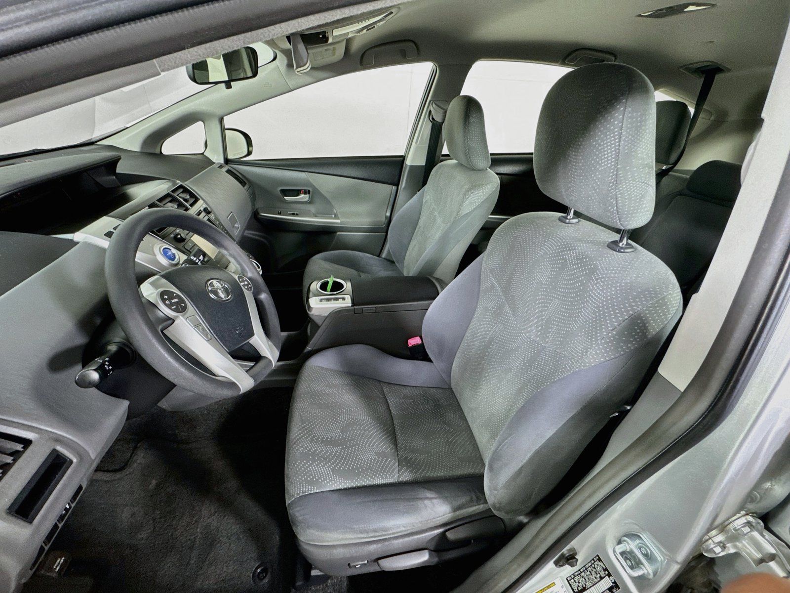 Used 2014 Toyota Prius V Two FWD image 18