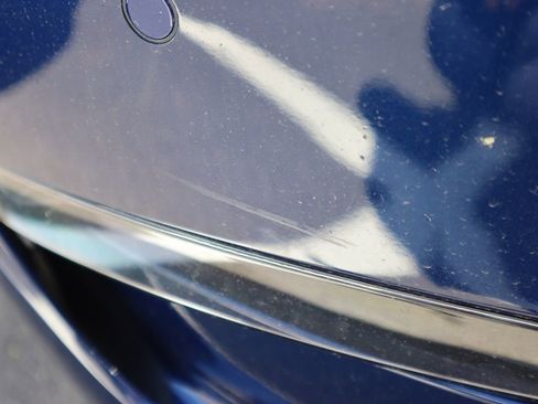 Used 2022 Tesla Model Y Long Range image 20