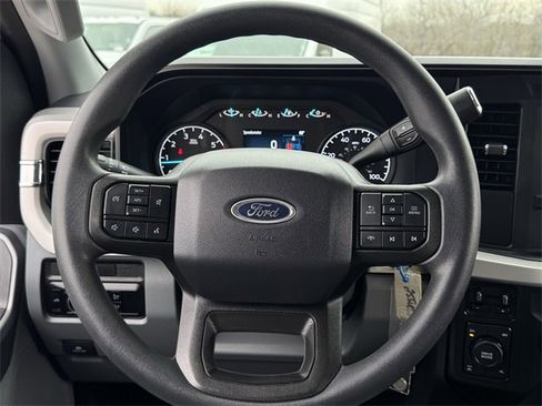 Certified 2024 Ford F250 XLT w/ FX4 Off-Road Package image 12