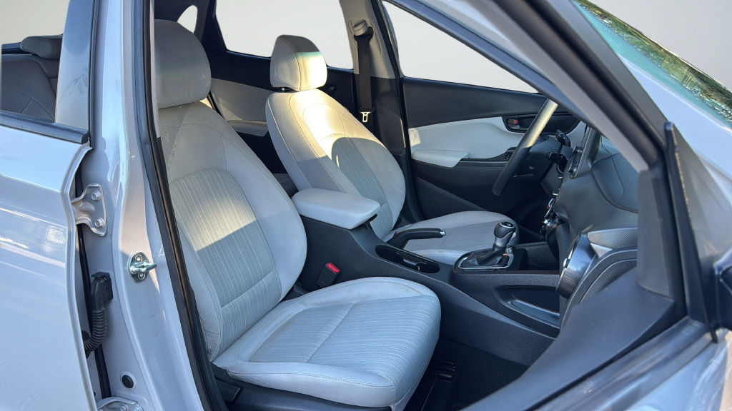 Used 2023 Hyundai Kona SEL w/ Cargo Package FWD image 19