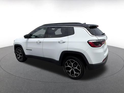 Used 2025 Jeep Compass Limited AWD/4WD image 10