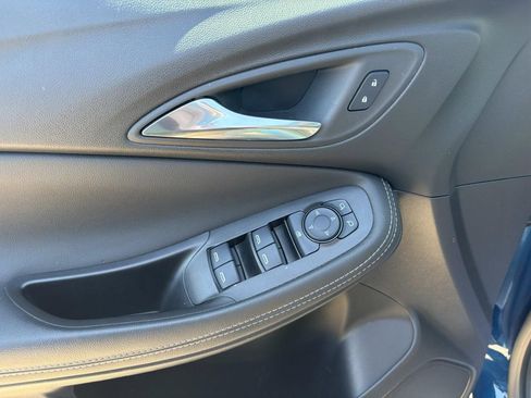 Used 2023 Buick Encore GX Preferred w/ Cold Weather Comfort Package AWD/4WD image 11