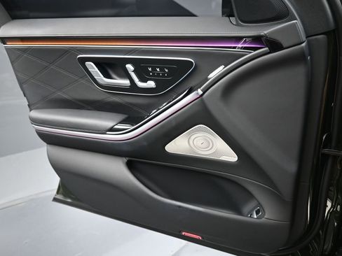 Used 2025 Mercedes-Benz S 63 AMG S image 6
