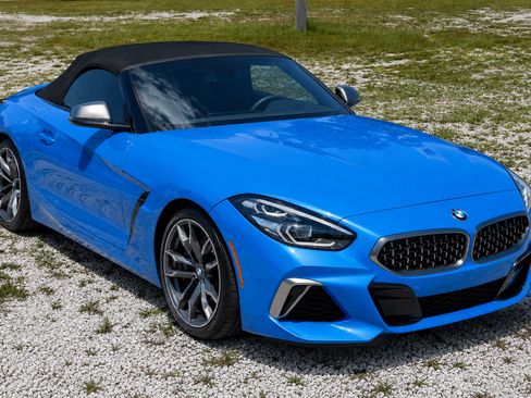 Used 2020 BMW Z4 M40i w/ Executive Package RWD image 4
