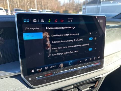 New 2026 Volkswagen Tiguan SE R-Line image 18