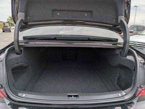 Used 2017 Volvo S90 T5 Momentum w/ Convenience Package FWD image 31