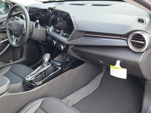 New 2026 Chevrolet Trax ACTIV w/ Driver Confidence Package image 25