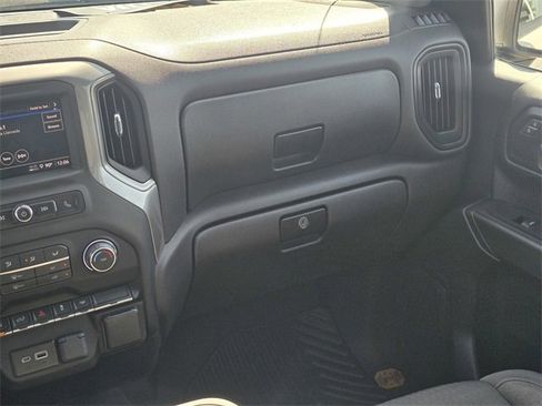 Used 2023 Chevrolet Silverado 1500 Custom image 18