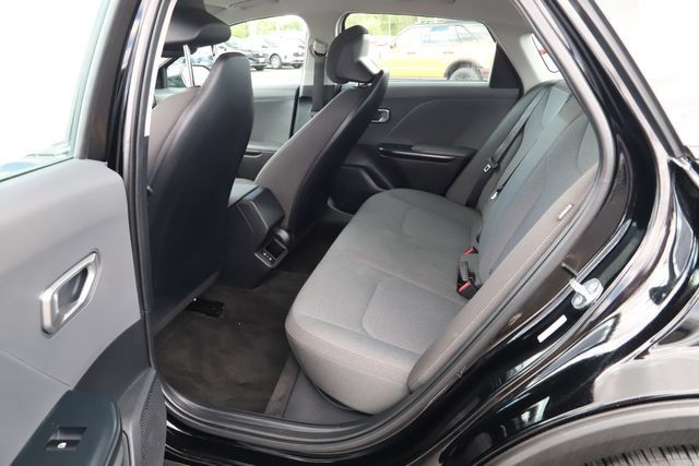 Used 2025 Kia K4 FWD image 18