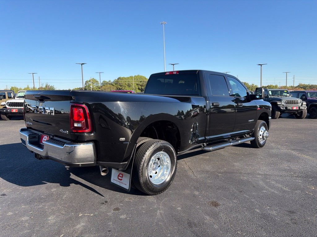 Used 2025 RAM 3500 Lone Star AWD/4WD image 8