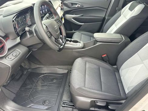 New 2026 Chevrolet Trax RS image 20
