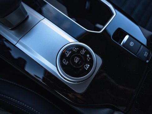 New 2026 Mitsubishi Outlander SE AWD/4WD image 19