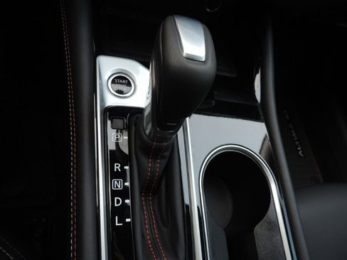 New 2025 Nissan Altima 2.5 SR w/ SR Premium Package image 20