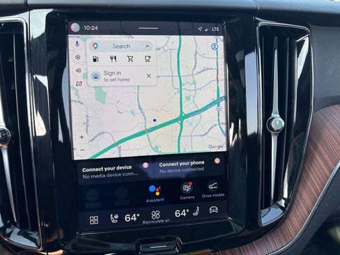 Certified 2023 Volvo XC60 B5 Plus w/ Climate Package image 20