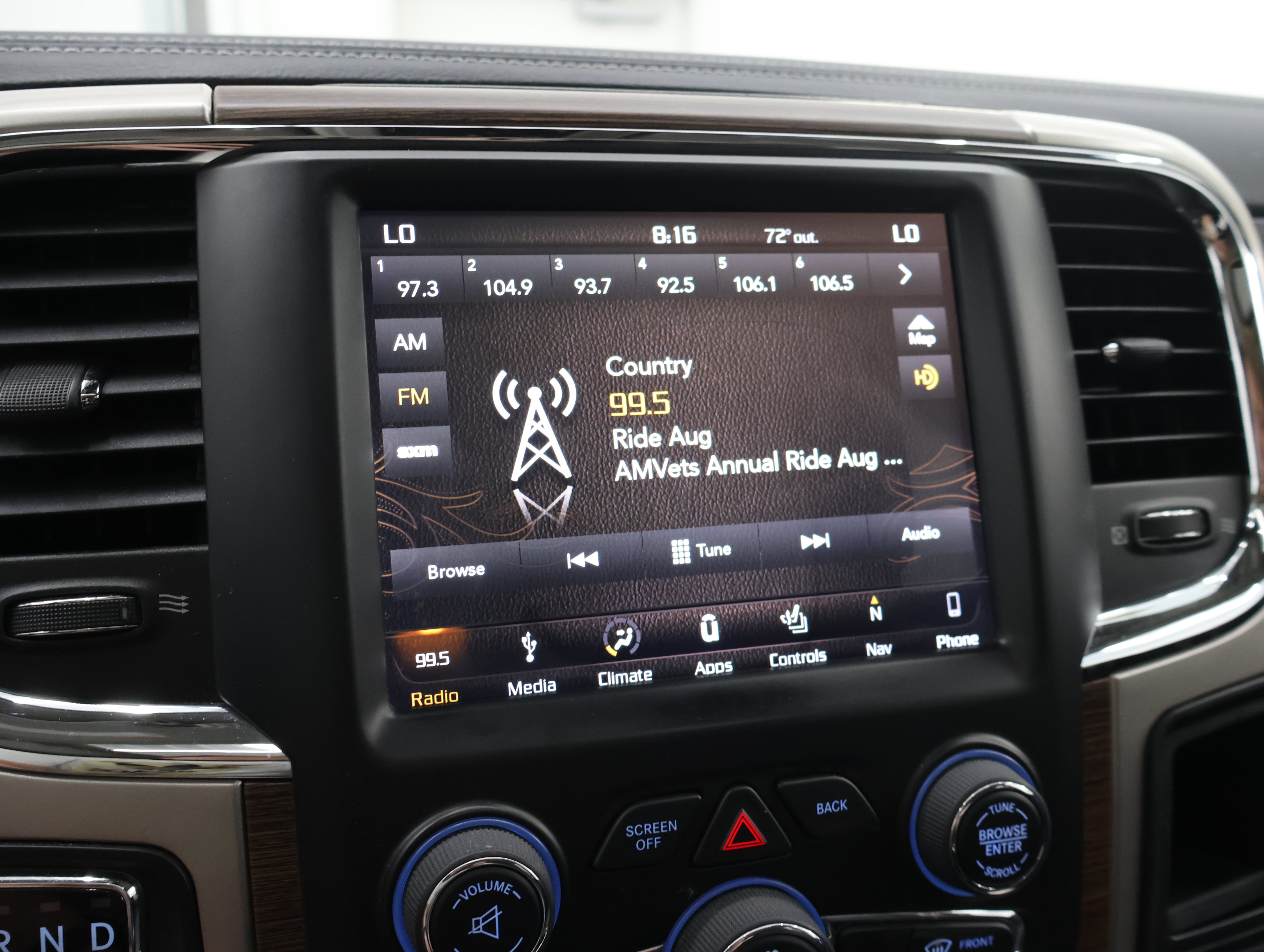 Used 2018 RAM 1500 Laramie w/ Convenience Group AWD/4WD image 51