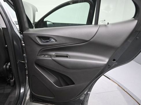 Used 2019 Chevrolet Equinox LT AWD/4WD image 16