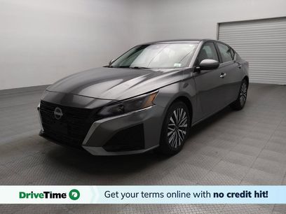 Used 2023 Nissan Altima 2.5 SV