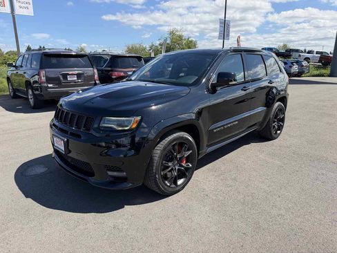 Used 2017 Jeep Grand Cherokee SRT AWD/4WD image 4