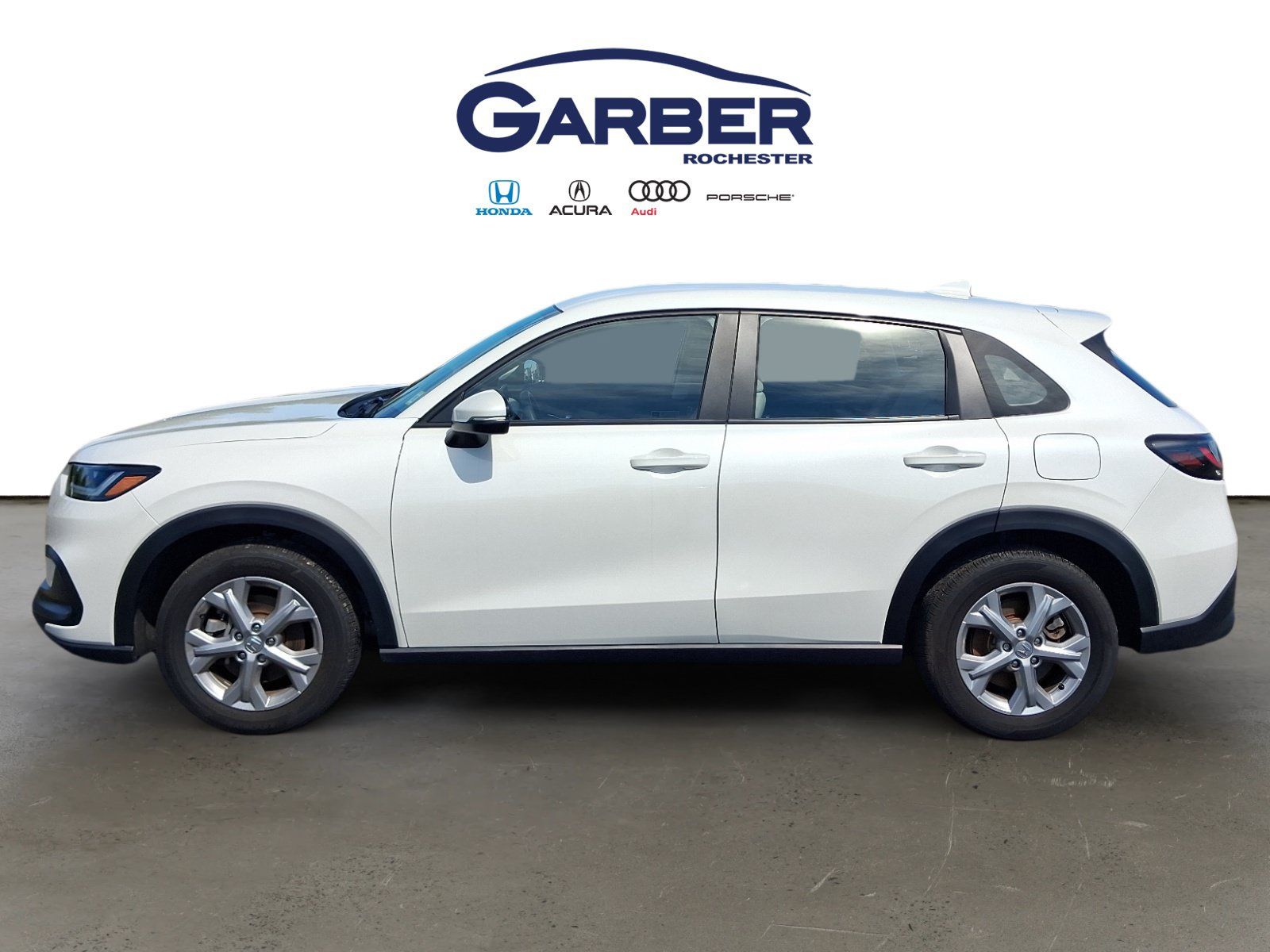 Used 2025 Honda HR-V LX image 2