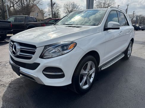 Used 2017 Mercedes-Benz GLE 350 4MATIC image 3