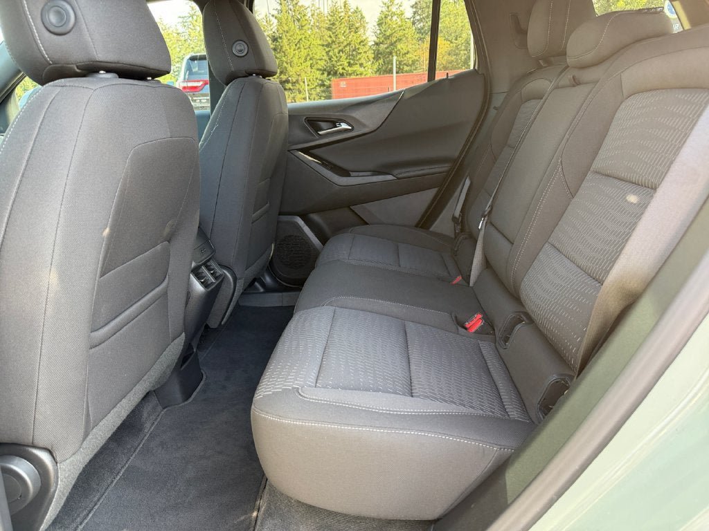Certified 2026 Chevrolet Equinox LT AWD/4WD image 33
