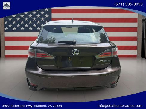 Used 2014 Lexus CT 200h w/ Seat Comfort Package FWD image 8