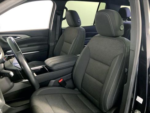 Used 2024 Chevrolet Traverse LT AWD/4WD image 22