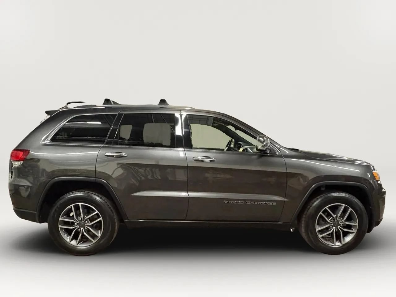 Used 2020 Jeep Grand Cherokee Limited w/ Trailer Tow Group IV AWD/4WD image 6