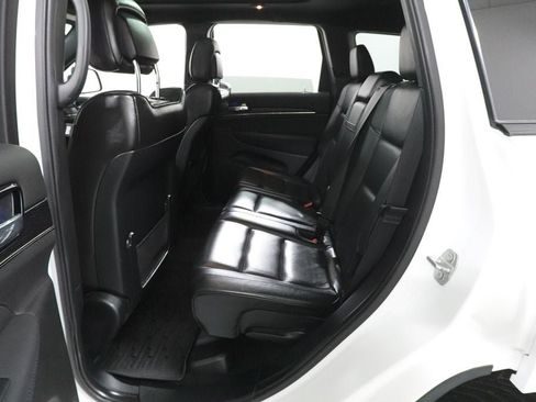 Used 2020 Jeep Grand Cherokee High Altitude AWD/4WD image 29