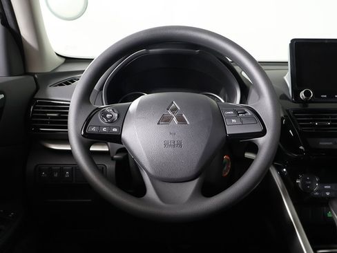 New 2026 Mitsubishi Eclipse Cross ES image 31