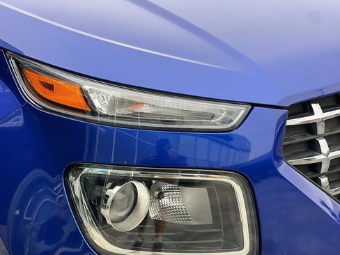 New 2025 Hyundai Venue SEL FWD image 30