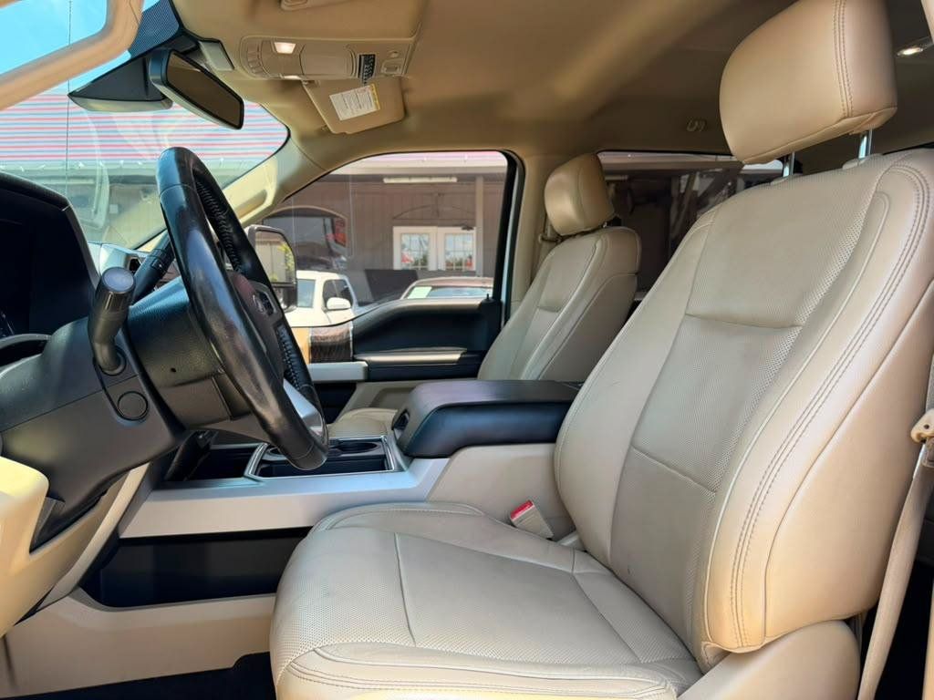 Used 2018 Ford F250 Lariat w/ Lariat Ultimate Package AWD/4WD image 8