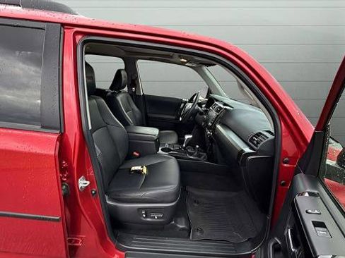 Used 2021 Toyota 4Runner TRD Off-Road Premium w/ Moonroof Package image 15