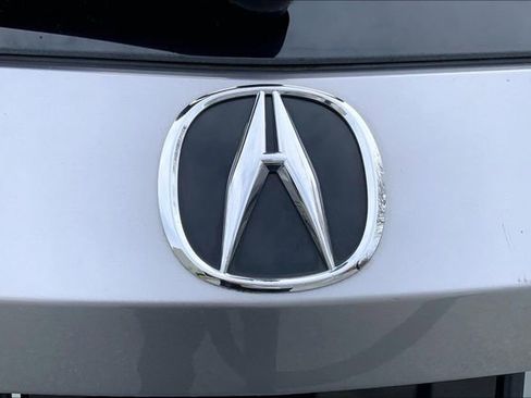 Used 2023 Acura MDX SH-AWD w/ Technology Package image 32