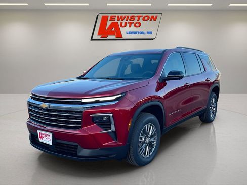 New 2026 Chevrolet Traverse LT image 1