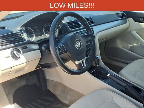 Used 2015 Volkswagen Passat 1.8T Limited Edition FWD image 8
