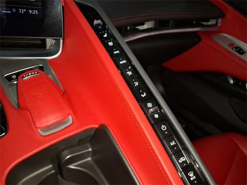 Used 2022 Chevrolet Corvette Stingray Preferred Cpe w/ Z51 Performance Package image 11