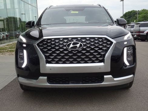 Used 2022 Hyundai Palisade Calligraphy FWD image 7