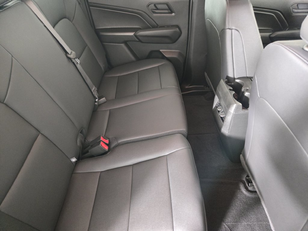 New 2026 Chevrolet Colorado Trail Boss AWD/4WD image 35